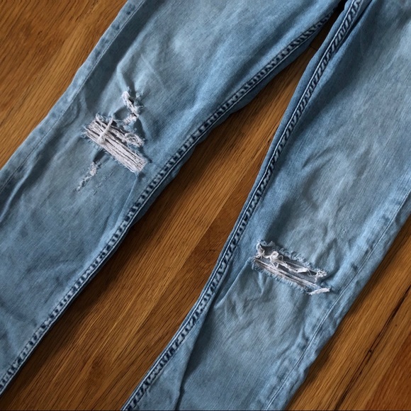 Low Rise Jeans (H&M) - Picture 2 of 4